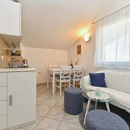 Апартаменты Fuer 5 Personen Ca 50 Qm In Medulin, Istrien Suedkueste Von Istrien Медулин